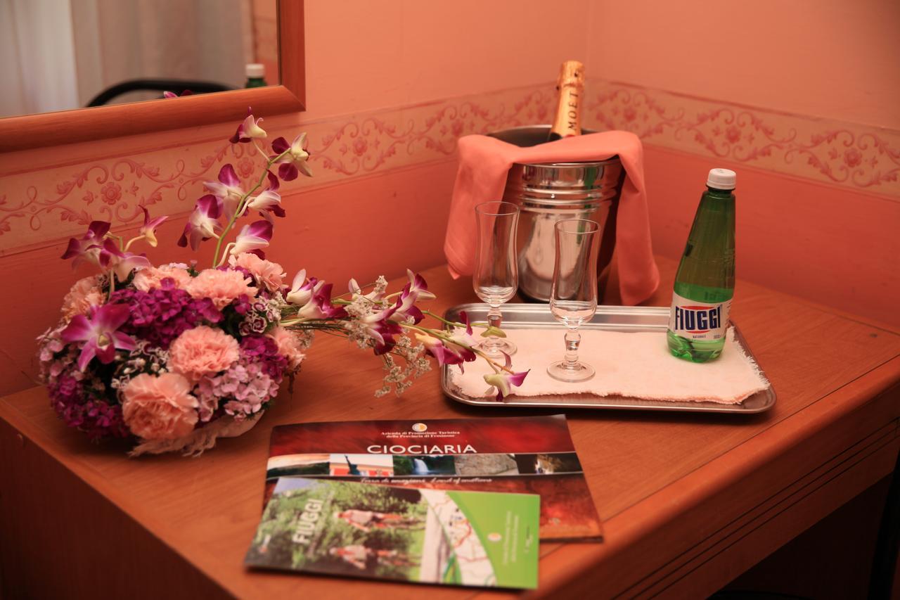 Hotel Ludovici Fiuggi Luaran gambar